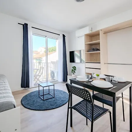 2 Au Meme Etage Avec Parking تولون