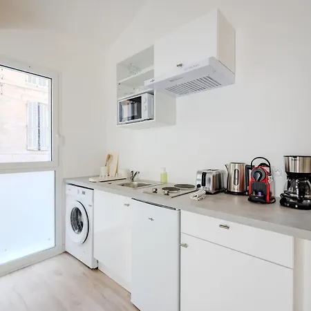 2 Au Meme Etage Avec Parking 公寓 *